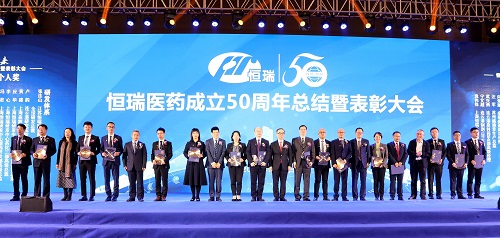 頒獎(jiǎng)2 - 副本.JPG