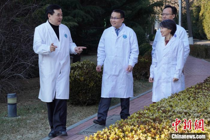 國家自然科學獎一等獎“納米限域催化”：原始創新始于毫末